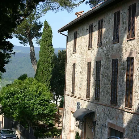 Relais Valentini 3*