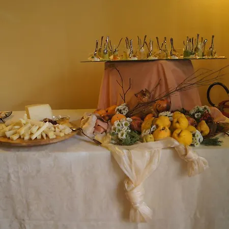Relais Valentini 3*