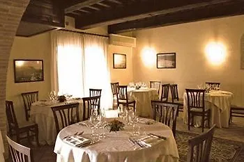 Relais Valentini Hotel 3*